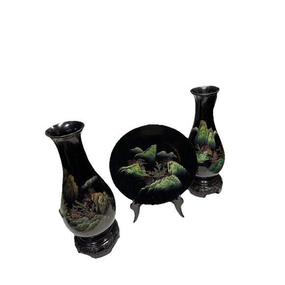 Vintage Fujian Lacquer Ware Asian Hand Painted Set 2 Vases 1 Plate In Box Papers - Picture 1 of 16